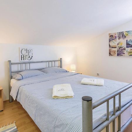 Amazing Apartment In Medulin With Wifi 外观 照片