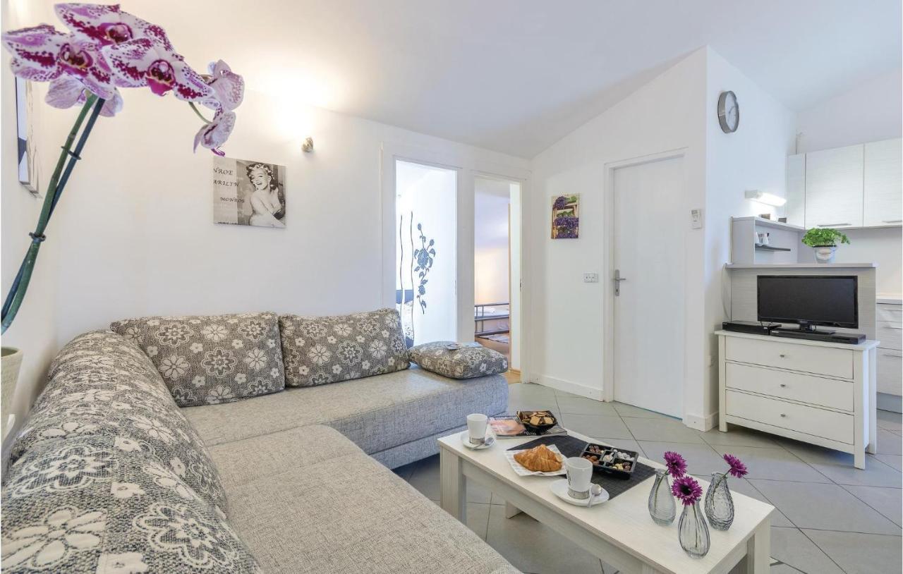 Amazing Apartment In Medulin With Wifi 外观 照片